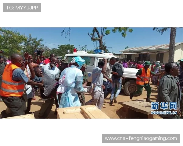 皇马悼念铁路事故遇难者,训练前默哀仪式举行 皇马悼念铁路事故遇难者,训练前默哀仪式举行